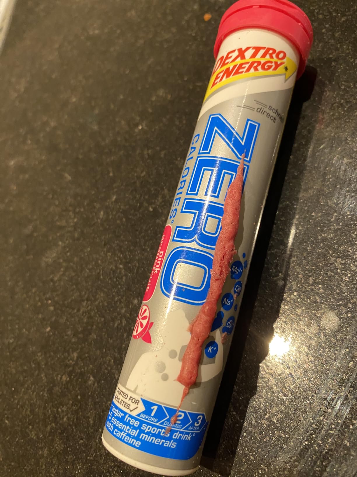 Tabletten zerbröseln in der Packung