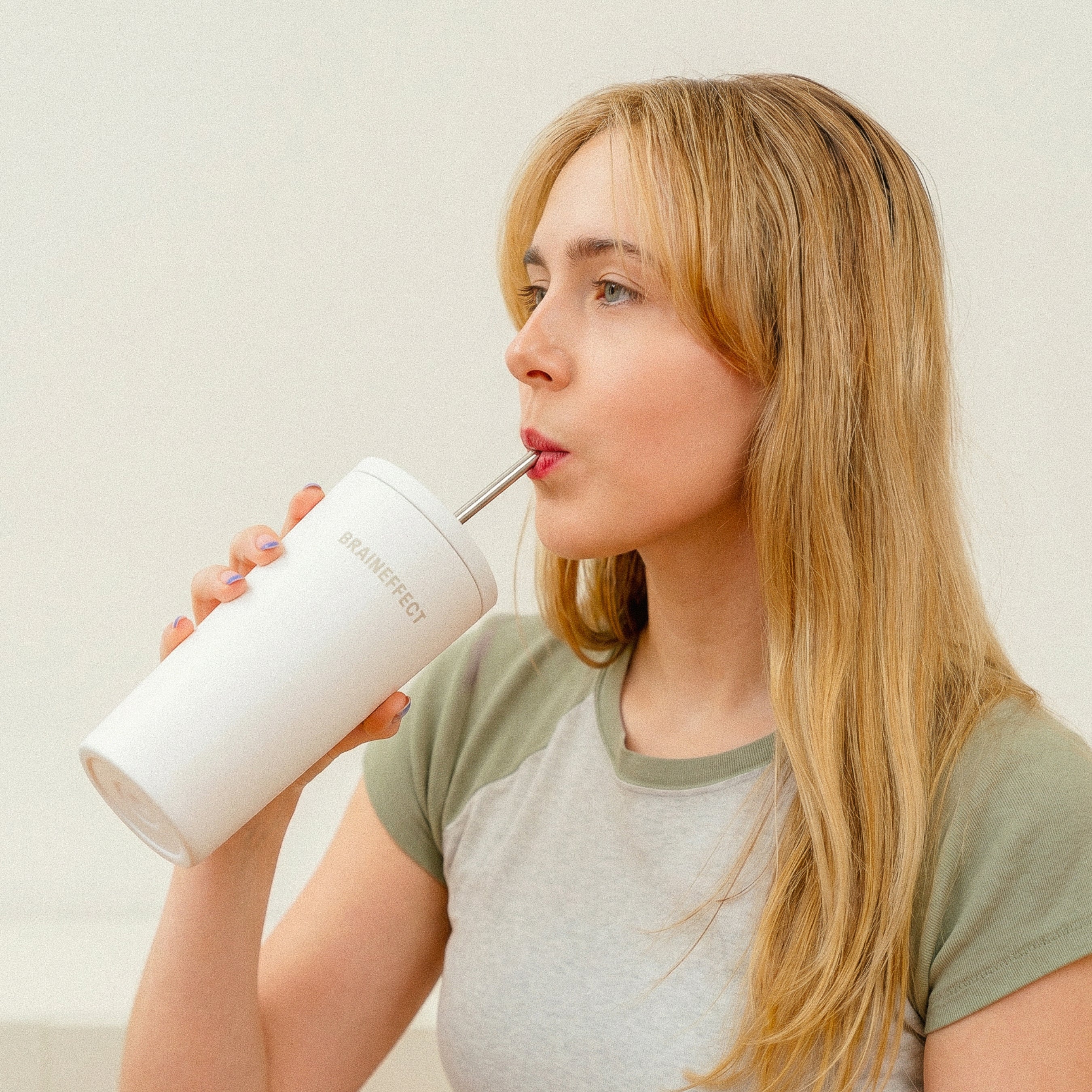 braineffect-edelstahl-shaker-becher-to-go-2in1 image 4